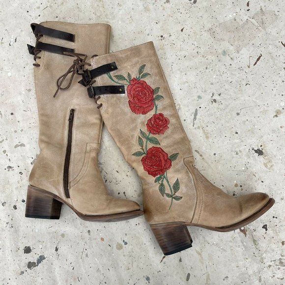 Freebird Rose Embroidered Leather Cyrus Boots, Size 8 - Picture 6 of 7